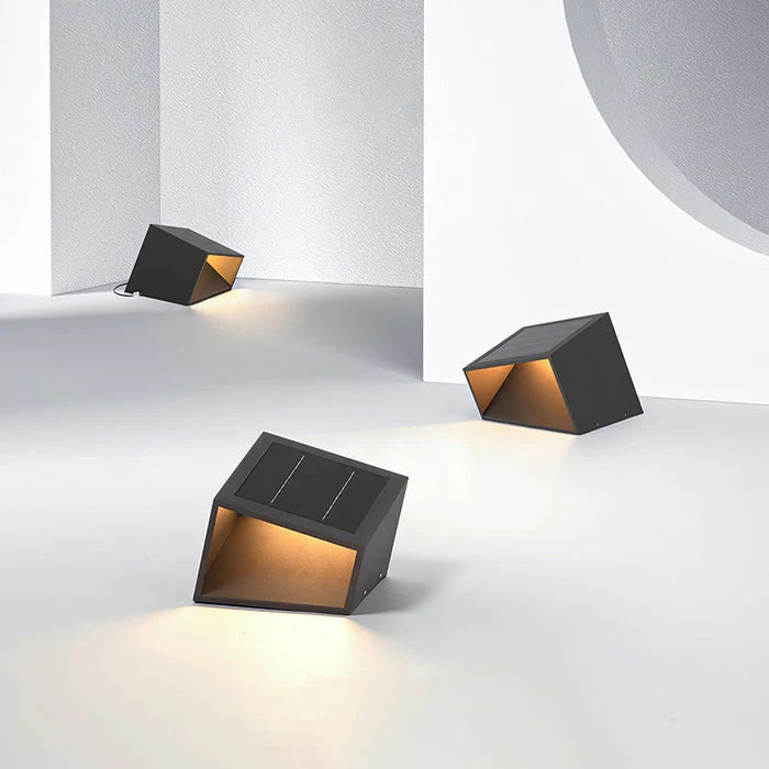 SoliCube™ – Compacte Solar Tuinlamp
