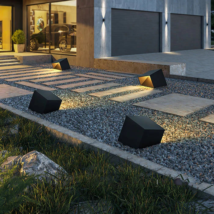 SoliCube™ – Compacte Solar Tuinlamp