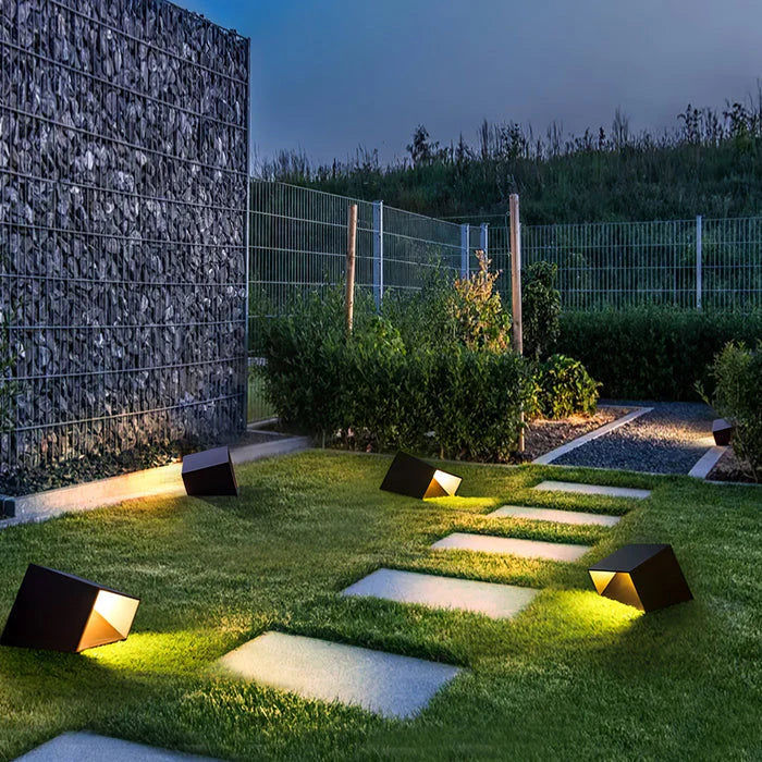 SoliCube™ – Compacte Solar Tuinlamp