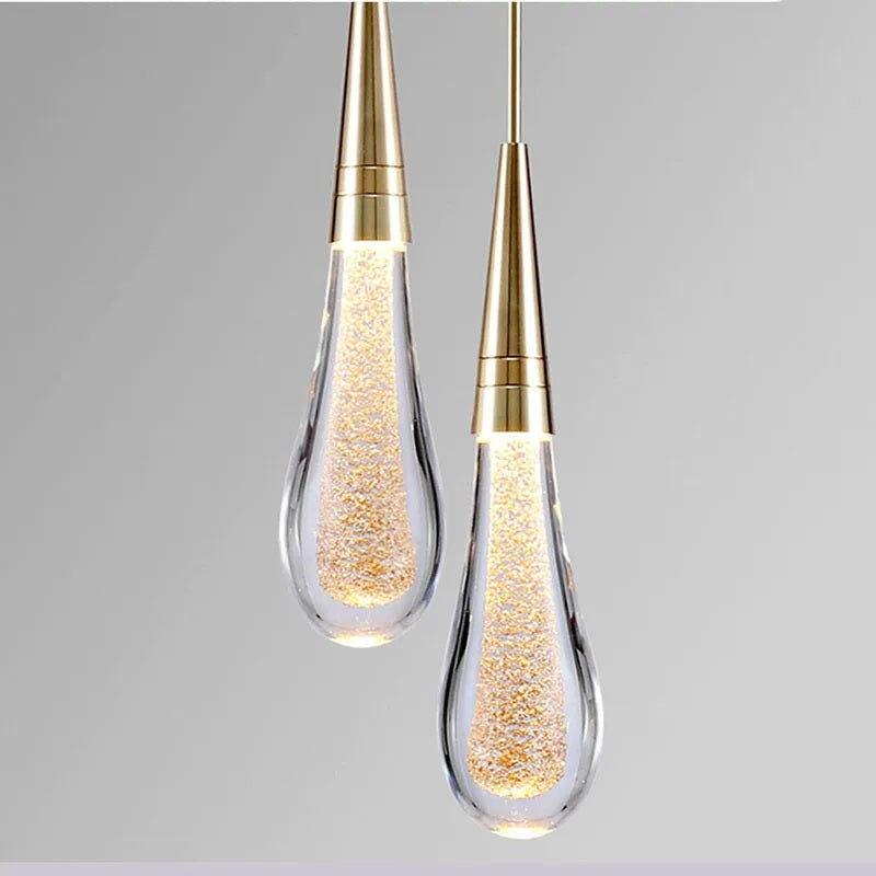 GoldenDrop – Kristallen Wandlamp in Druppelvorm voor Woon- & Slaapkamer