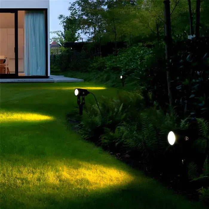 LumoBeam – Hybride Solar Spotlight