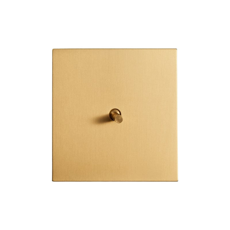 Premium toggle switch