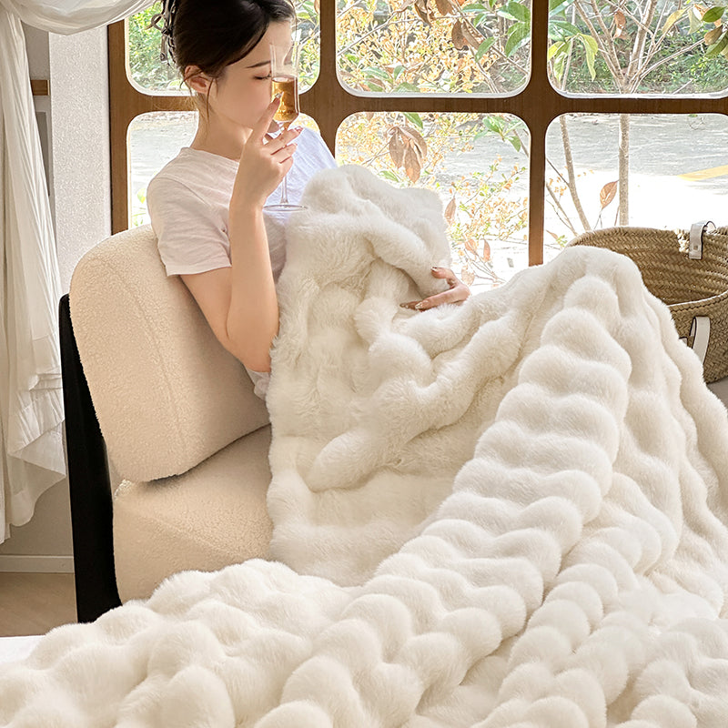 Velmorn - Plush Striped Cozy Blanket for Sofa & Bed
