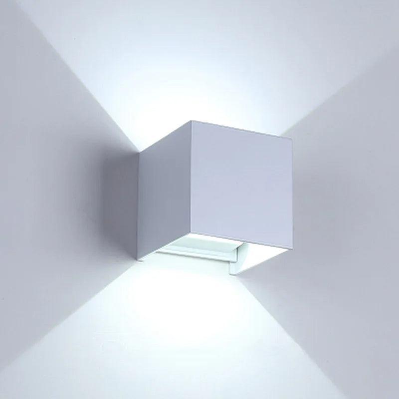 KubiskStil™ - Moderne waterdichte LED wandlamp