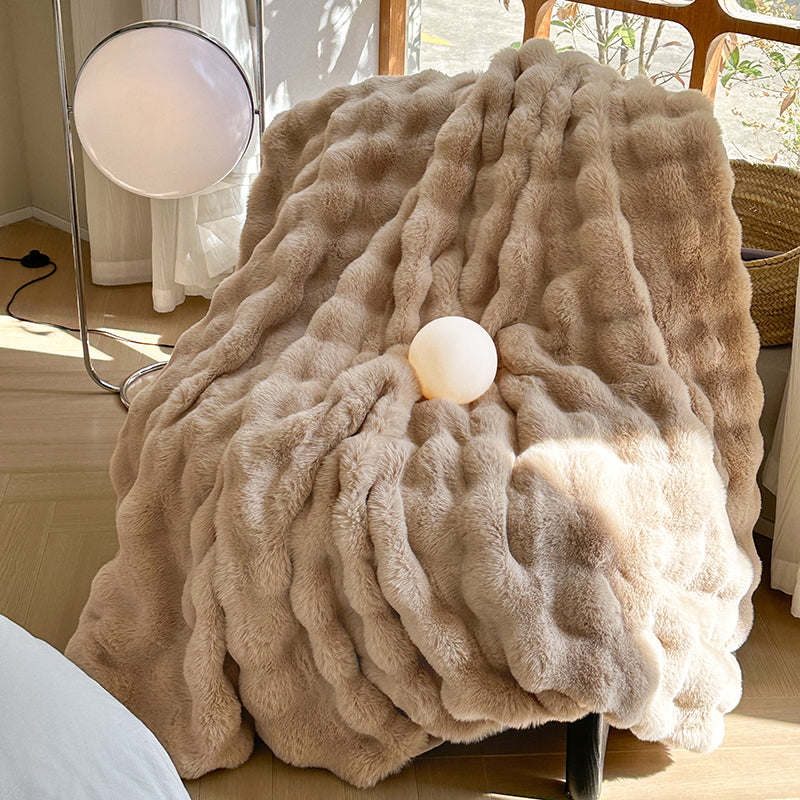 Velmorn - Plush Striped Cozy Blanket for Sofa & Bed