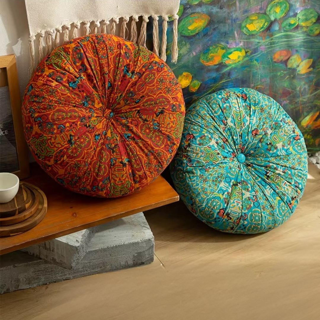 Azouna - Moroccan-inspired plush cushion