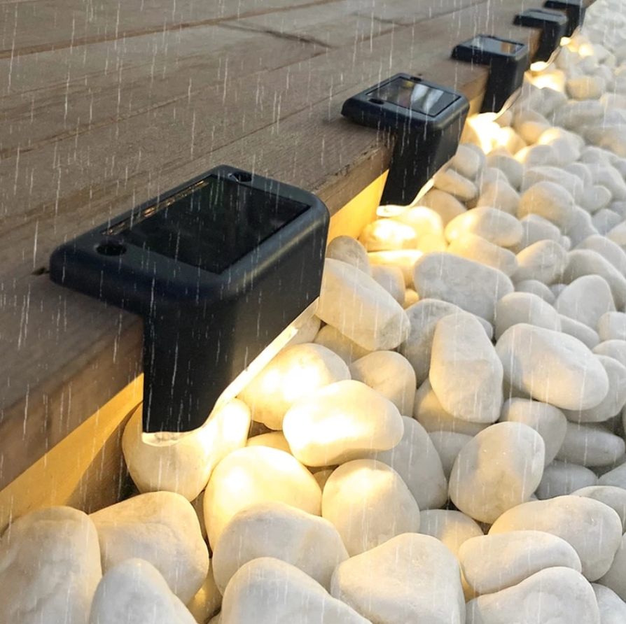 LED tuinlamp op zonne-energie voor hek en patio